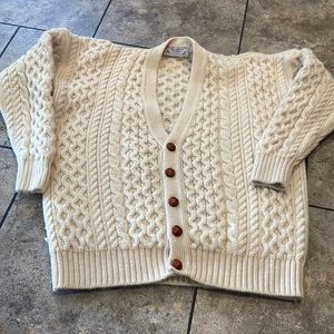 Highland Home Industries made in Scotland vintage sweater large pure new wool